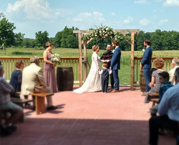Serendipity Farms wedding ceremony