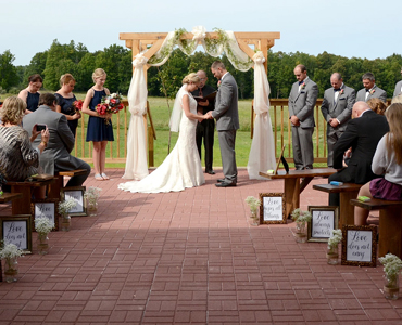 Serendipity Farms wedding ceremony